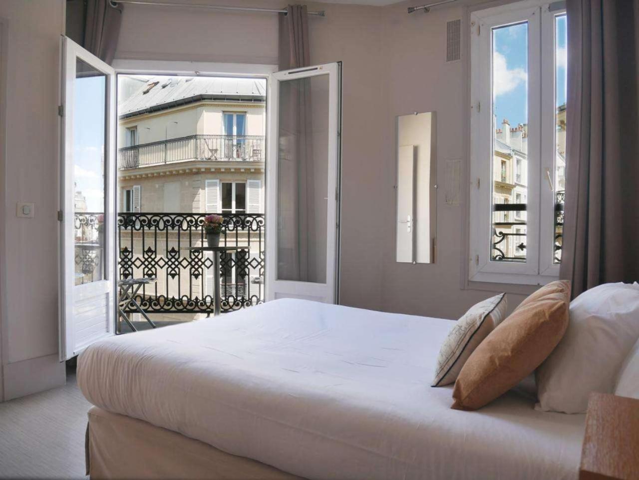 Hotel Bonséjour Montmartre Parigi
